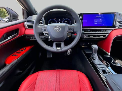 Used 2025 Toyota Camry XSE w/ Premium Package FWD image 6