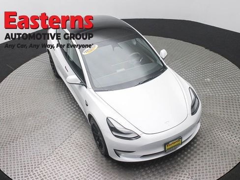 Used 2023 Tesla Model 3 Standard Range RWD image 3