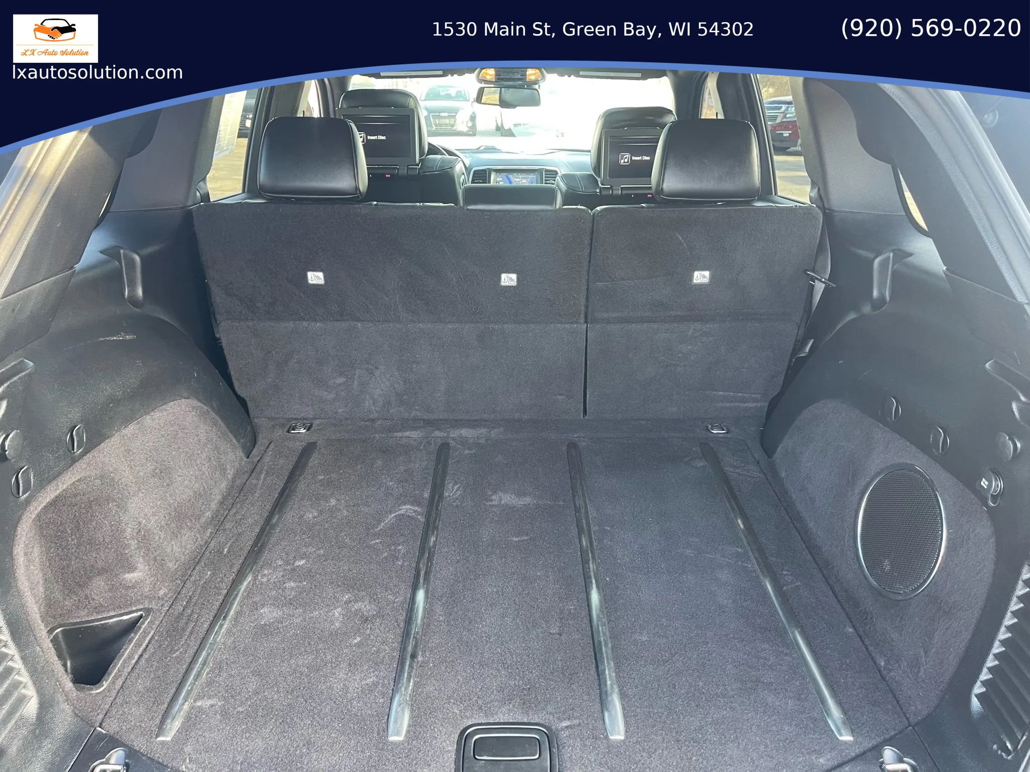 Used 2014 Jeep Grand Cherokee Overland w/ Advanced Technology Group AWD/4WD image 26