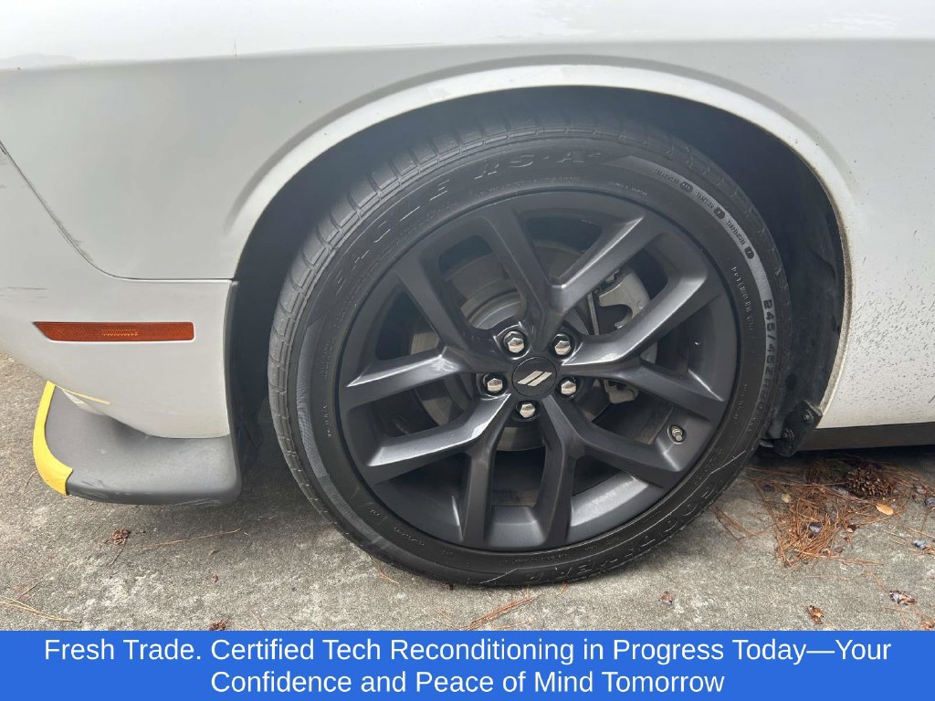 Used 2023 Dodge Challenger R/T w/ Blacktop Package RWD image 4