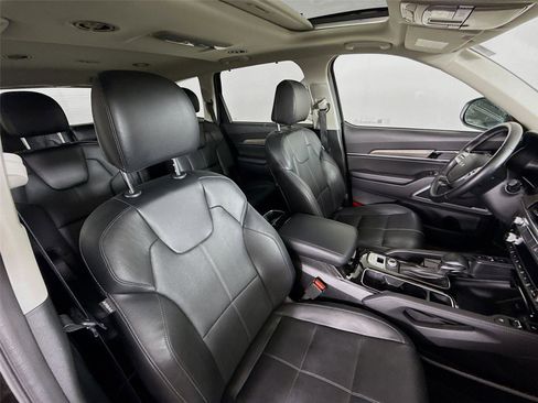 Used 2022 Kia Telluride EX w/ EX Premium Package AWD/4WD image 30