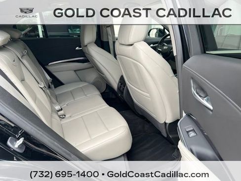 Certified 2023 Cadillac XT4 Luxury FWD image 9