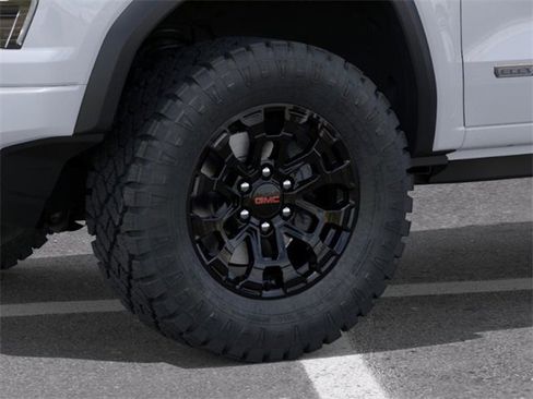 New 2026 GMC Canyon Elevation w/ Convenience Package image 9