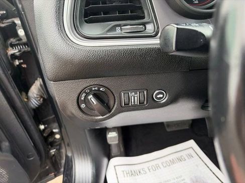 Used 2019 Dodge Challenger SXT RWD image 17