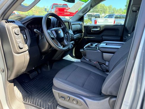 Used 2023 Chevrolet Silverado 1500 Custom w/ LPO, Dark Essentials Package AWD/4WD image 11