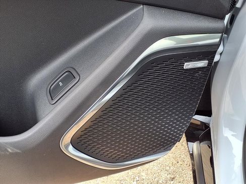 New 2026 Chevrolet Traverse High Country w/ LPO, Floor Liner Package image 14