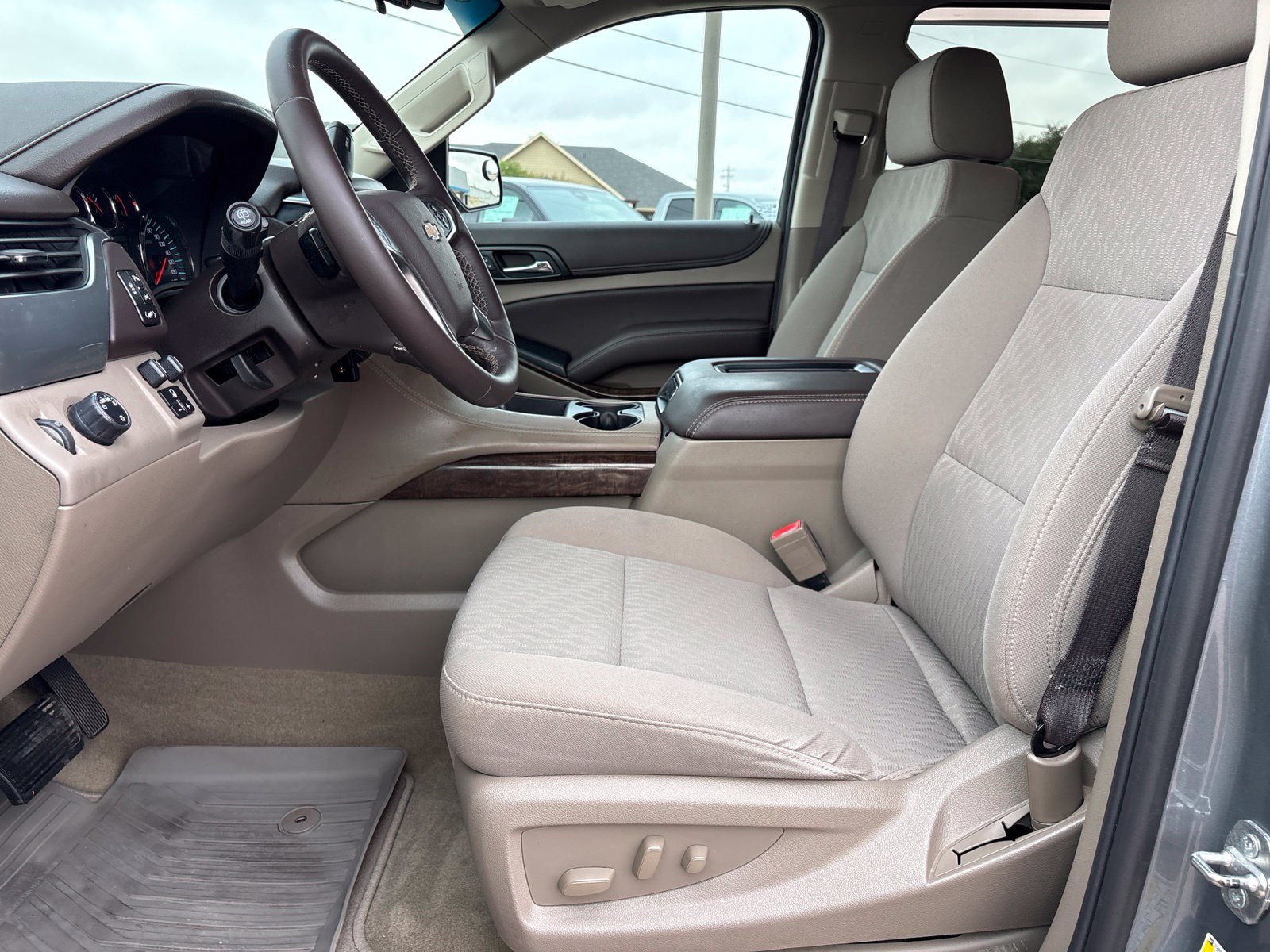 Used 2018 Chevrolet Tahoe LS w/ All-Season Package RWD image 14