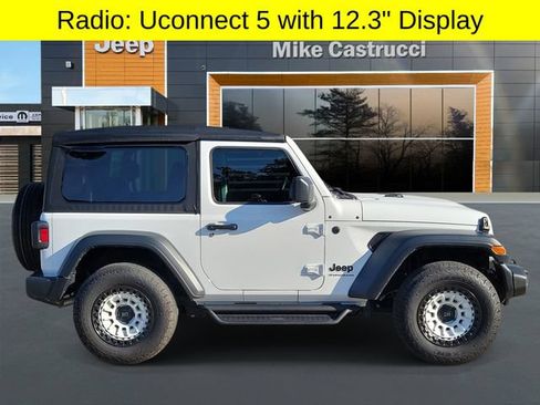 Used 2026 Jeep Wrangler Sport AWD/4WD image 3