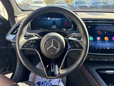 Used 2025 Mercedes-Benz E 450 4MATIC Sedan image 18