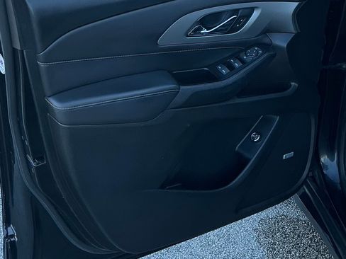 Used 2020 Chevrolet Traverse RS w/ LPO, Floor Liner Package image 5