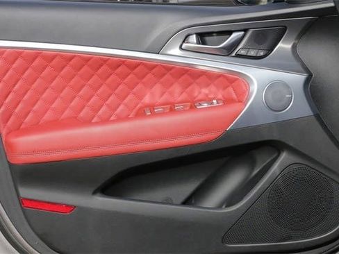 Used 2025 Genesis G70 3.3T Advanced w/ Sport Prestige Package image 21