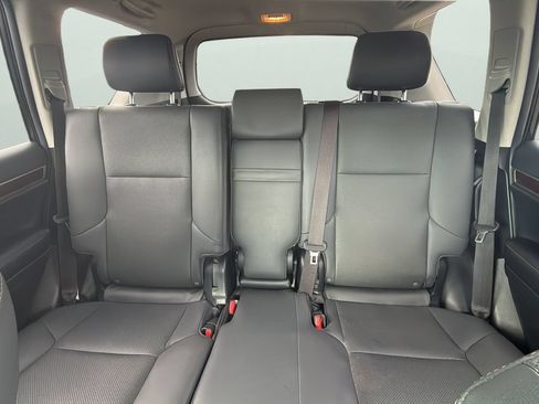 Used 2019 Lexus GX 460 Premium AWD/4WD image 25