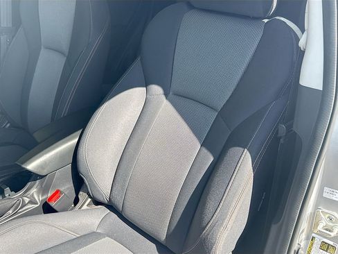 Used 2021 Subaru Crosstrek 2.0i Premium w/ Moonroof Package image 19