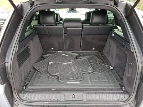 Used 2021 Land Rover Range Rover Sport HSE Silver Edition image 28