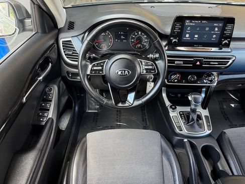 Used 2021 Kia Seltos S FWD image 28