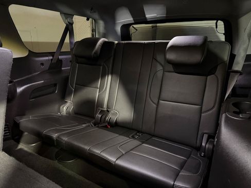 Used 2017 Chevrolet Suburban LT AWD/4WD image 14