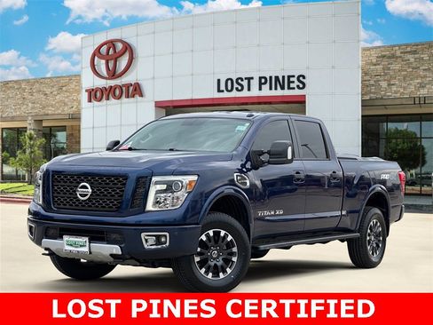 Used 2019 Nissan Titan PRO-4X w/ Pro-4x Convenience Package image 1