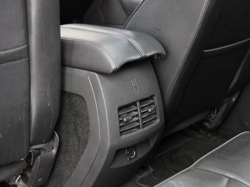 Used 2012 Lincoln MKX AWD image 25