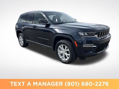 Used 2024 Jeep Grand Cherokee Limited AWD/4WD image 1