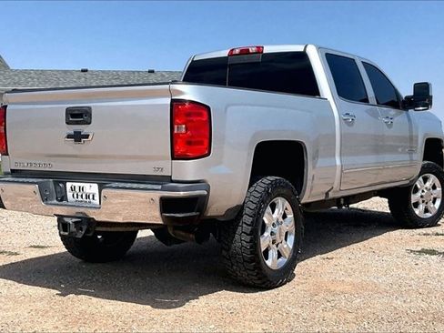 Used 2019 Chevrolet Silverado 2500 LTZ w/ Duramax Plus Package AWD/4WD image 5