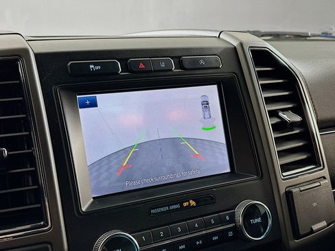 Used 2020 Ford Expedition XLT w/ Equipment Group 202A image 23