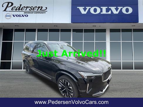 Used 2026 Volvo XC90 B5 Plus w/ Protection Package AWD/4WD image 1