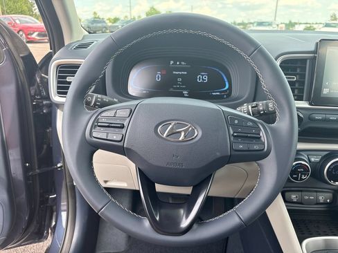 New 2026 Hyundai Venue SEL FWD image 13