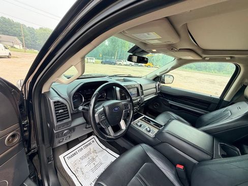 Used 2019 Ford Expedition Platinum AWD/4WD image 20