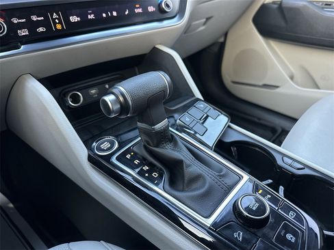 Used 2023 Kia Sportage EX image 20