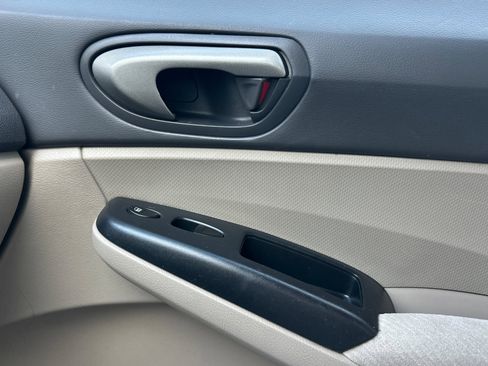 Used 2009 Honda Civic LX image 18