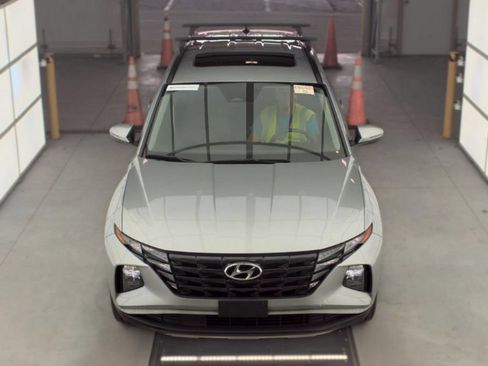 Used 2023 Hyundai Tucson SEL w/ Convenience Package AWD/4WD image 3