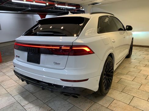 Used 2024 Audi SQ8 Premium Plus w/ S Sport Package AWD/4WD image 7