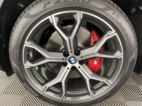 Certified 2023 BMW X6 xDrive40i w/ Executive Package image 8