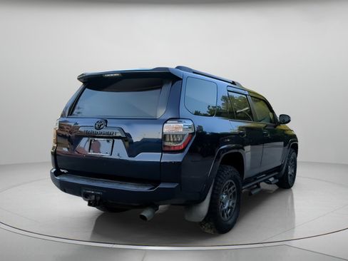 Used 2020 Toyota 4Runner Venture w/ Moonroof Package AWD/4WD image 27