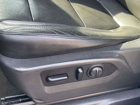 Used 2019 Chevrolet Silverado 1500 LT w/ All-Star Edition image 31