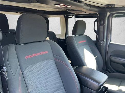 Used 2021 Jeep Wrangler Unlimited Rubicon AWD/4WD image 22