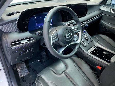 Used 2024 Hyundai Palisade Limited image 21