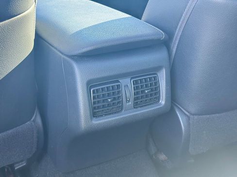 Used 2018 Toyota Camry XSE image 16