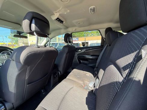 Used 2016 Dodge Journey SXT image 34