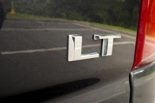 Used 2022 Chevrolet Silverado 1500 LT AWD/4WD image 41