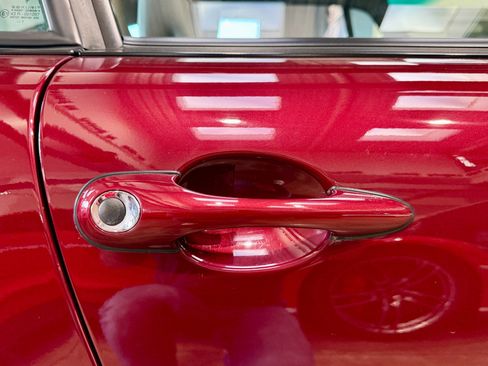 Used 1998 Porsche 911 Carrera S image 20