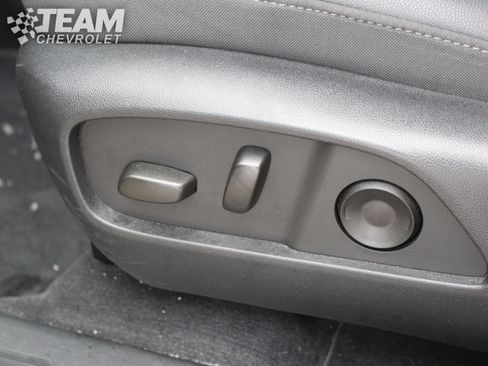 Certified 2025 Chevrolet Equinox LT w/ Convenience Package II image 11