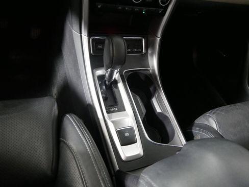 Used 2019 Subaru Ascent Limited w/ Popular Package #2 image 24