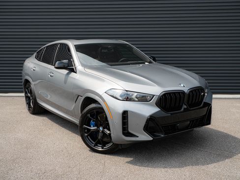 Used 2026 BMW X6 M60i AWD/4WD image 26