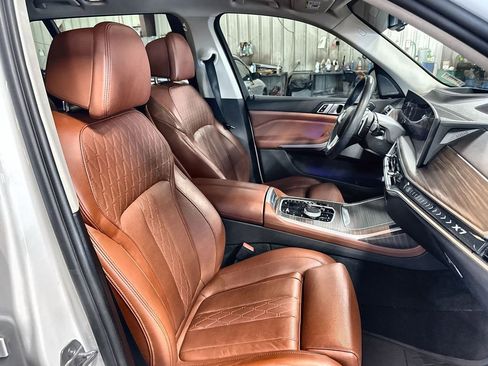 Used 2023 BMW X7 xDrive40i w/ Executive Package image 33