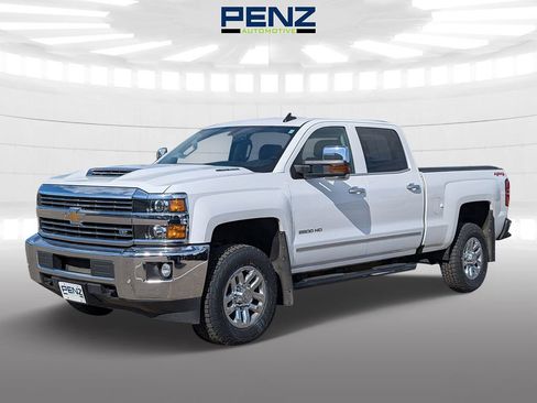 Used 2019 Chevrolet Silverado 2500 LTZ w/ Duramax Plus Package AWD/4WD image 3