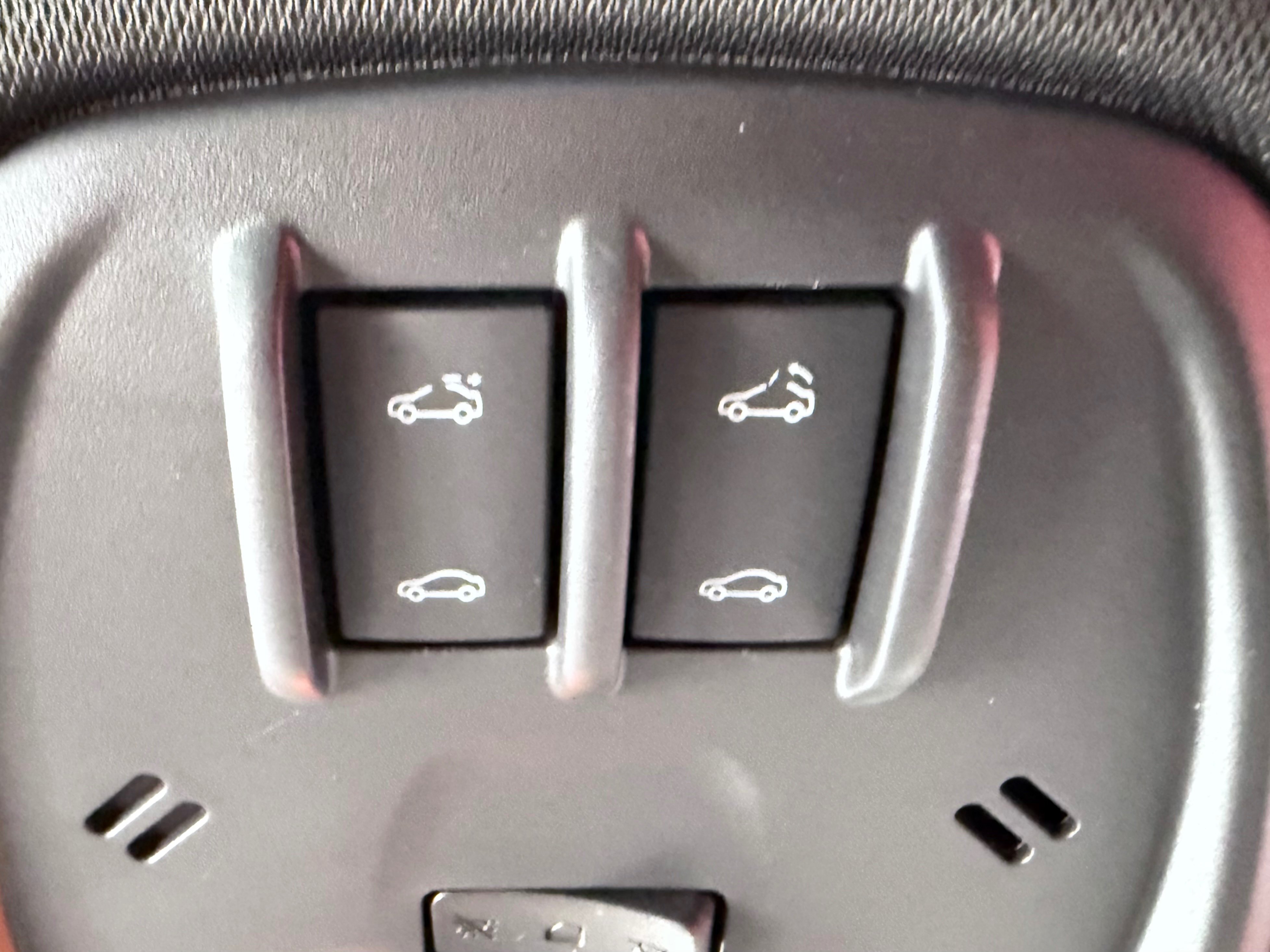 Used 2025 Buick Envista Avenir FWD image 32