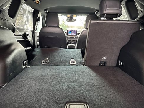 Used 2024 Jeep Compass Trailhawk image 15