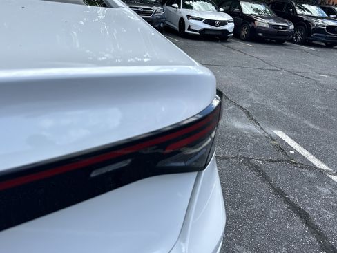 Used 2023 Honda Accord EX image 19