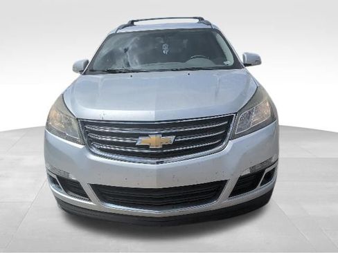 Used 2015 Chevrolet Traverse LT image 8